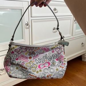 Girl's coach purse
